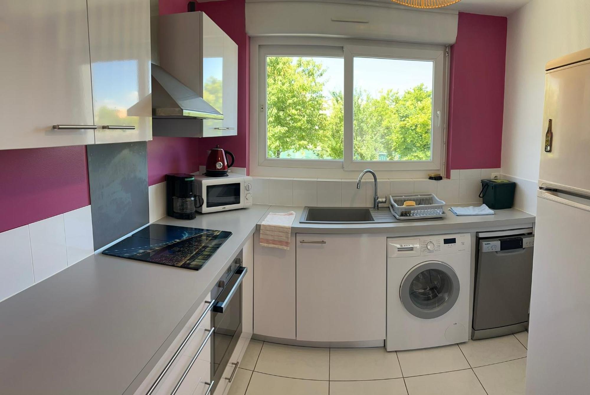 5Min Futuroscope 80M2 - 3 Chambres - Parking Prive - Wifi - Jardin Chasseneuil-du-Poitou Exteriör bild